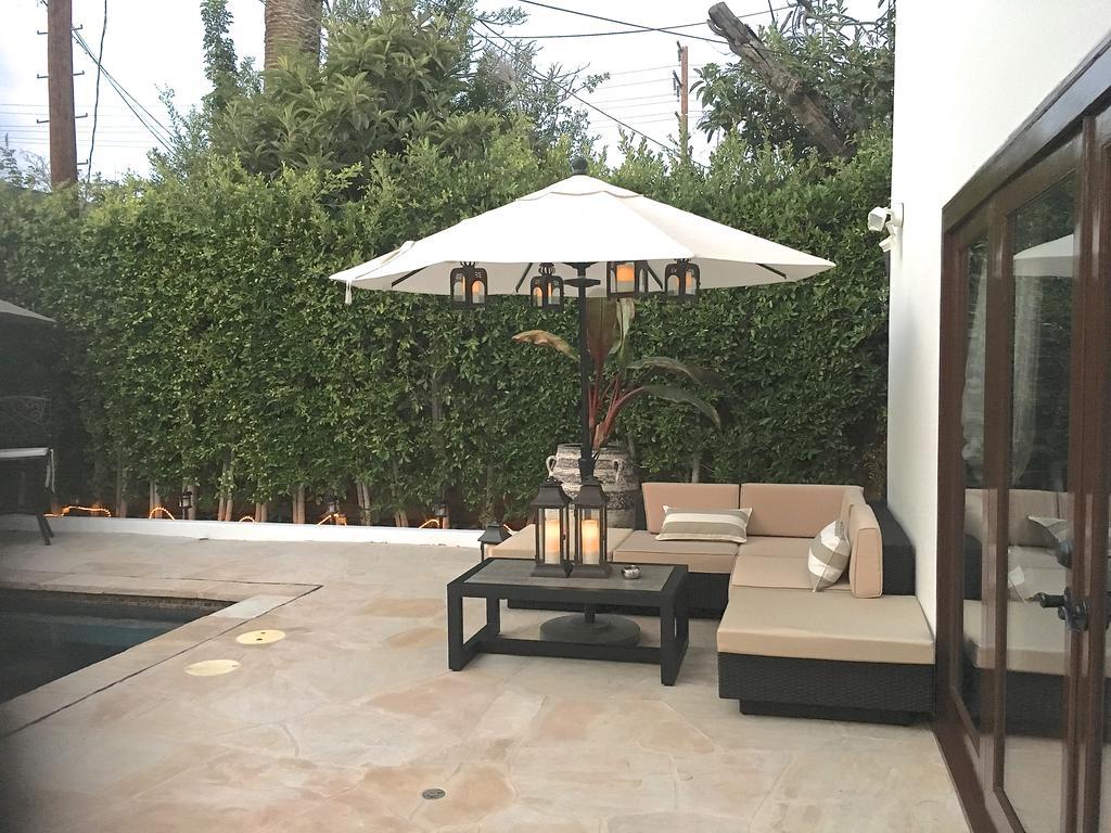 Selby Ave Villa Los Angeles